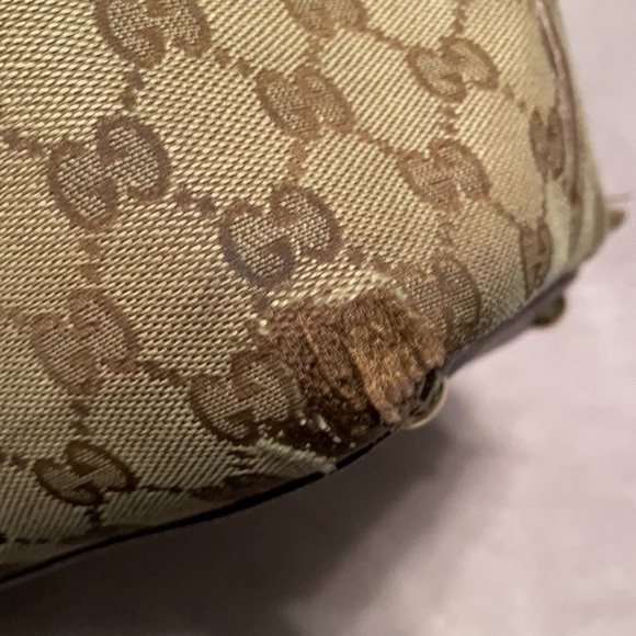 Gucci Handbag - Picture 6 of 15